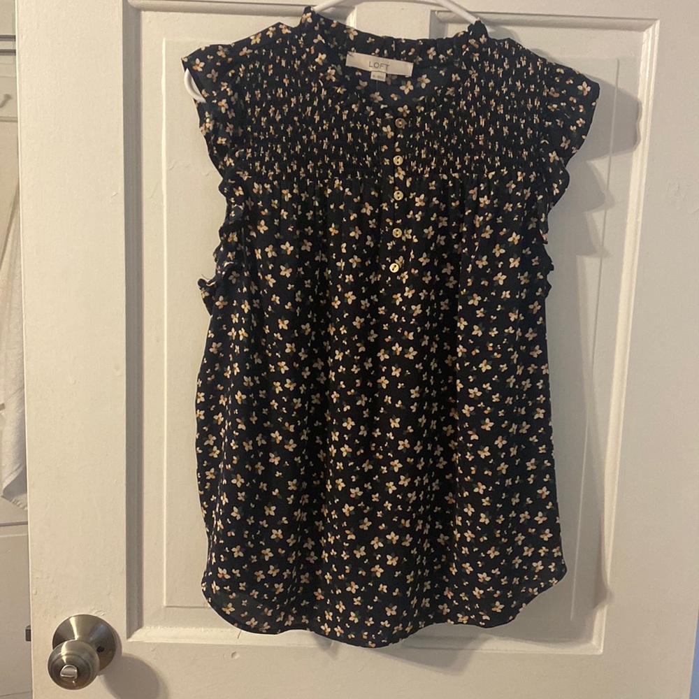 Size medium loft blouse